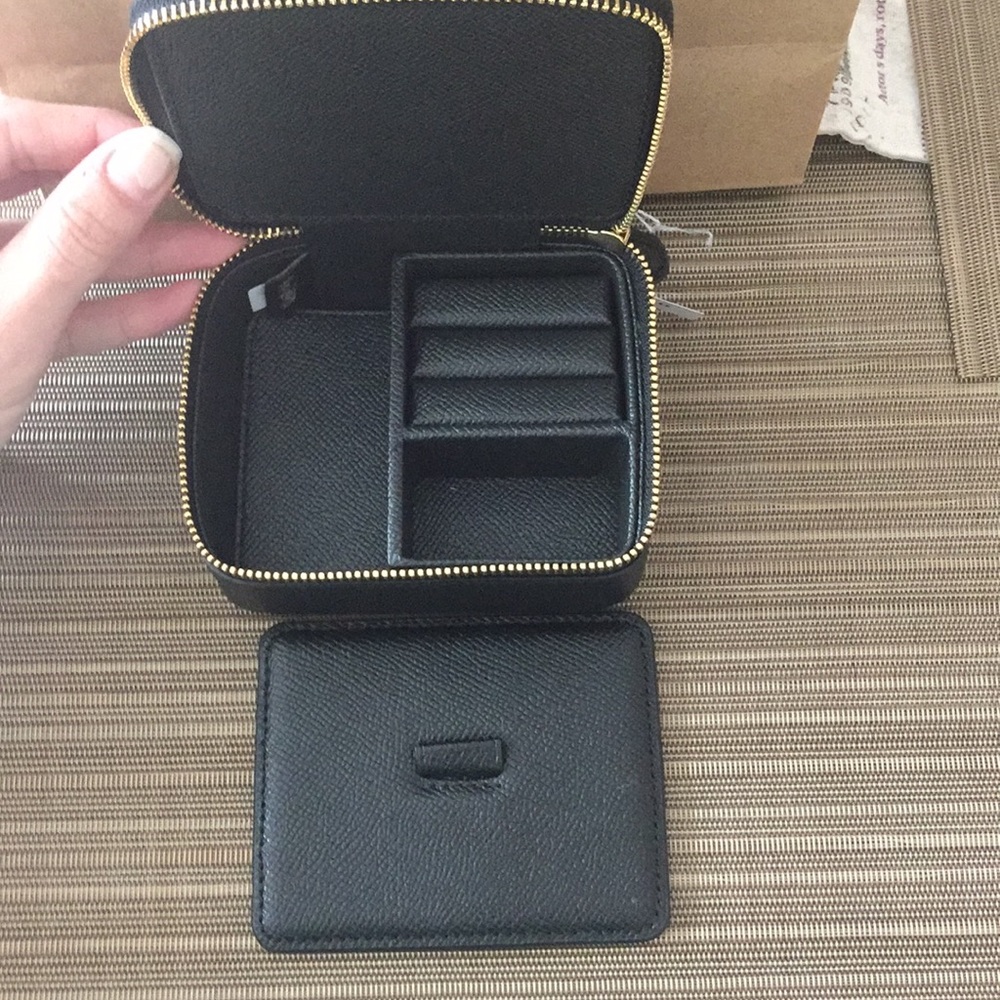 NWT w Tag Coach Jewelry Case - Picture 3 of 8
